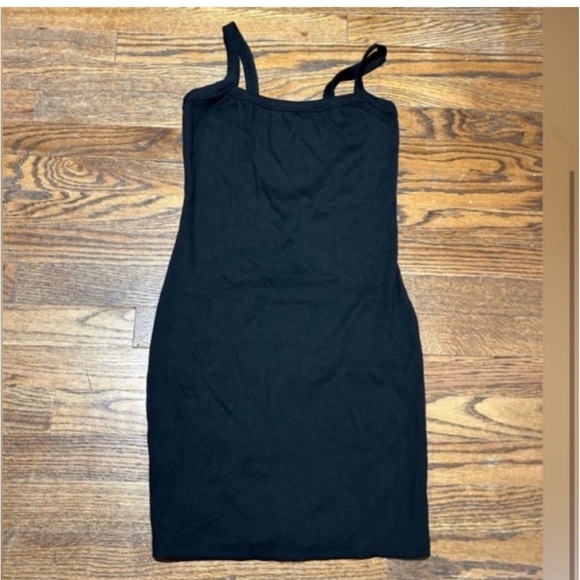 Black Sleeveless Mini Dress - Picture 5 of 6